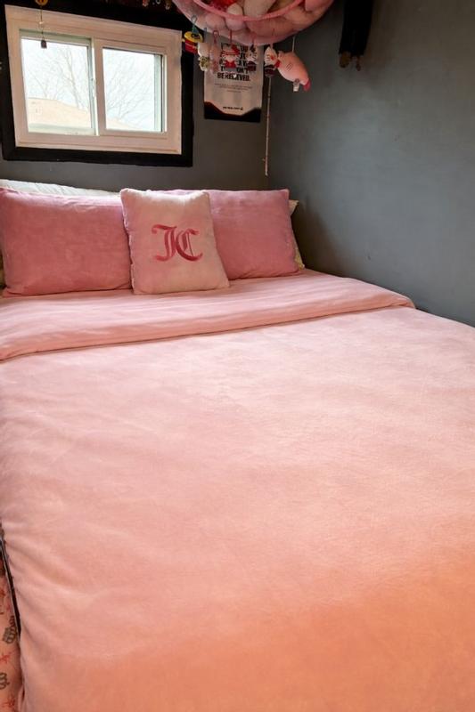 Customer carousel item 1.