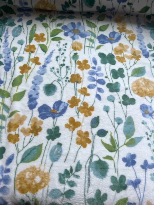 Customer carousel item 3.