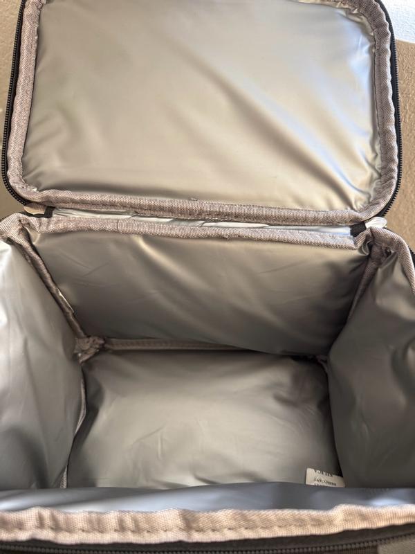 Customer carousel item 11.