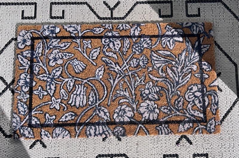 Customer carousel item 7.