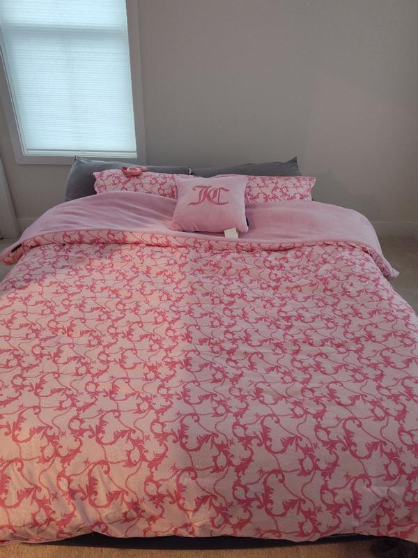 Customer carousel item 3.