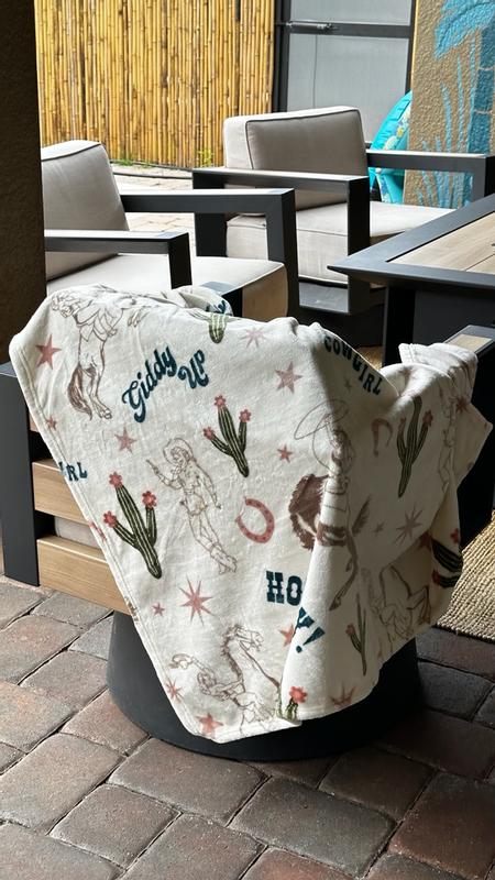 Customer carousel item 9.