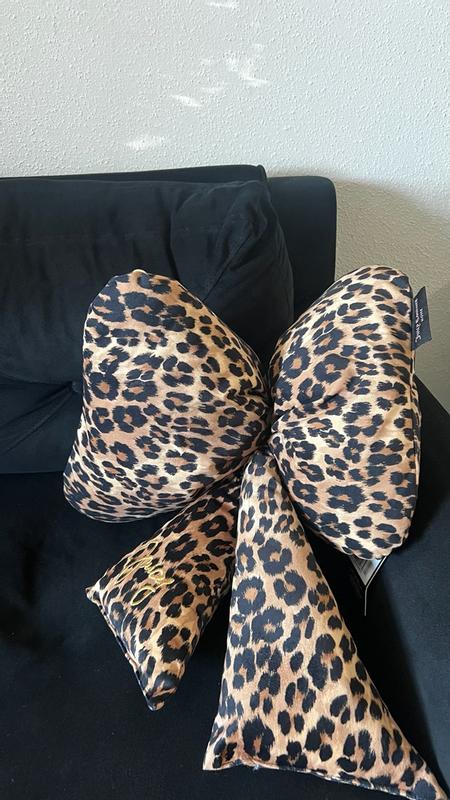 Customer carousel item 3.