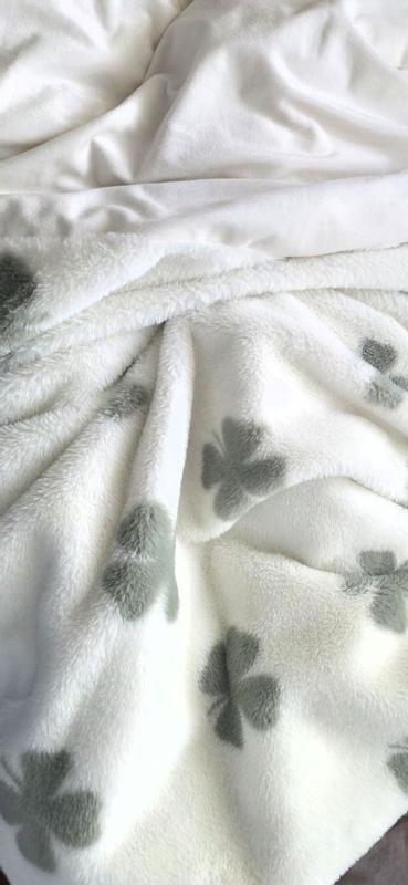 Customer carousel item 1.