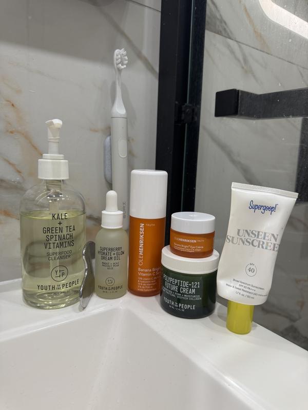 Customer photo for "The best skin oil"