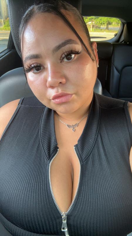 Customer photo for "Moisturizing and non-greasy"