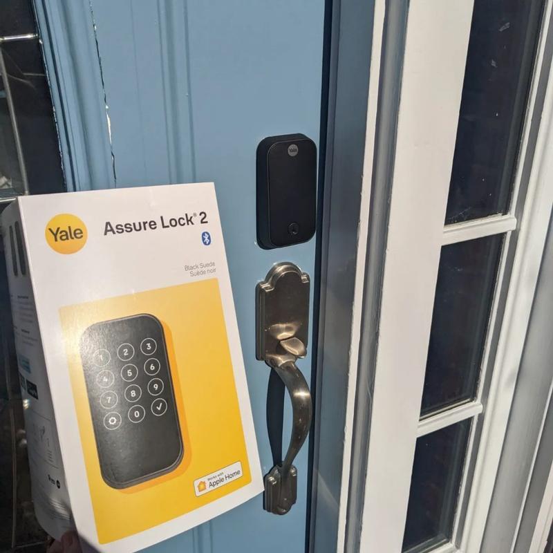 最大65%OFFクーポン Yale Assure Lock Key-Free Keypad with Wi-Fi
