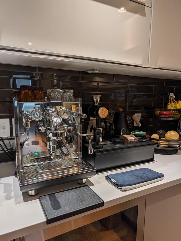 Review Thumbnail Image 1 383701882