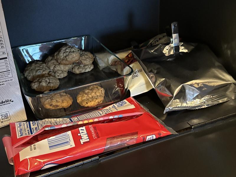 Customer photo for "Legit Keeps Snacks Fresh"