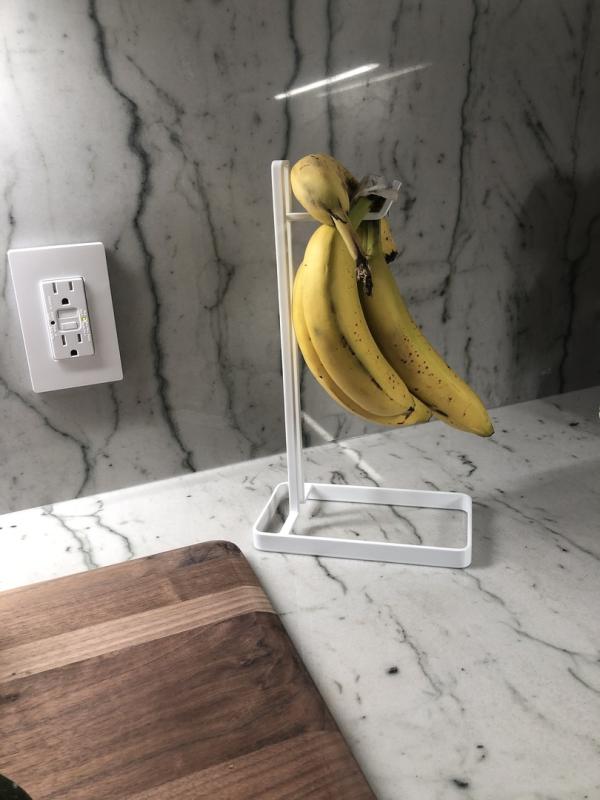 Yamazaki Home Tower Banana Hanger Zola