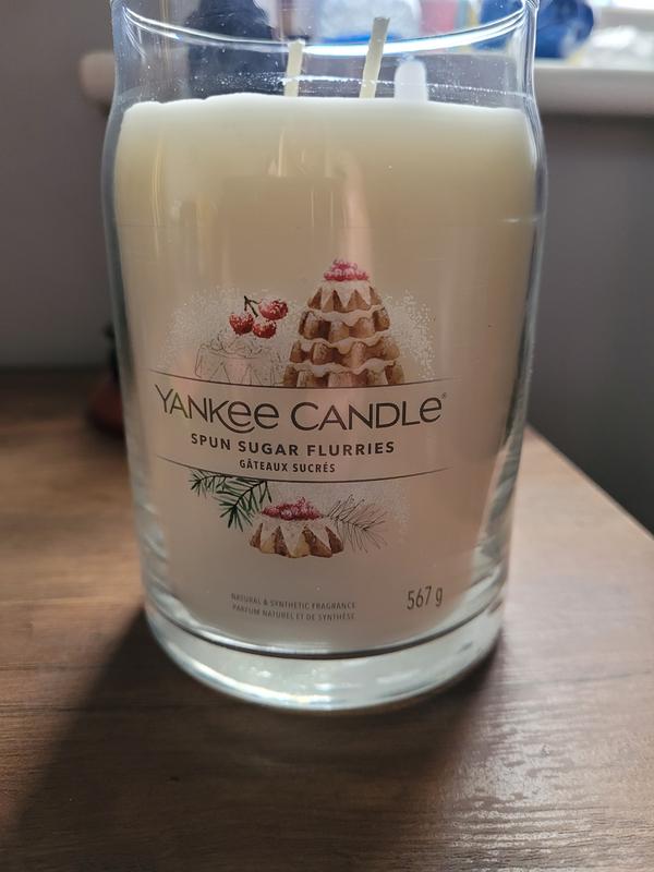 Yankee Candle Signature Collection Large Jar Spun Sugar Flurries, 20 Oz.