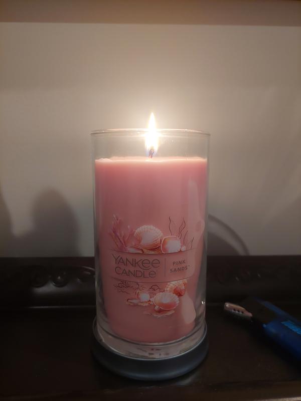  Yankee Candle Pink Sands Scented, Classic 12oz Medium Perfect  Pillar Single Wick Candle, Over 80 Hours of Burn Time : Home & Kitchen