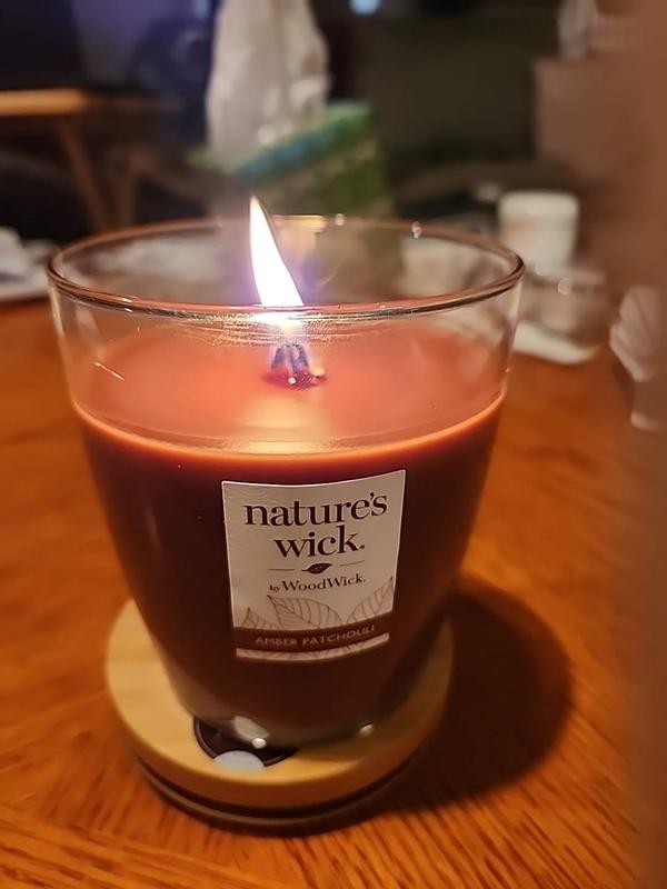 Woodwick candela maxi al patchouli - Anticadutavasi