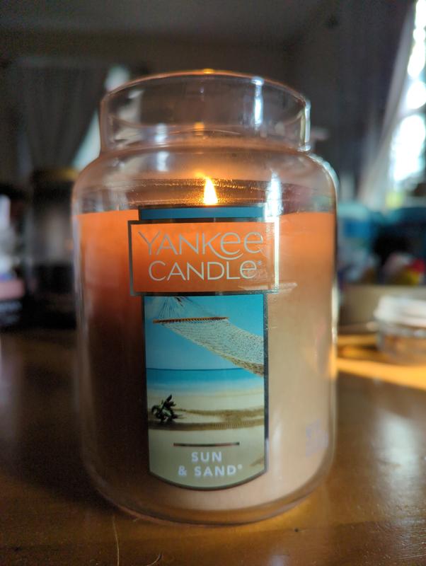 Yankee Candle 22 oz Sun & Sand Candle - 1106733