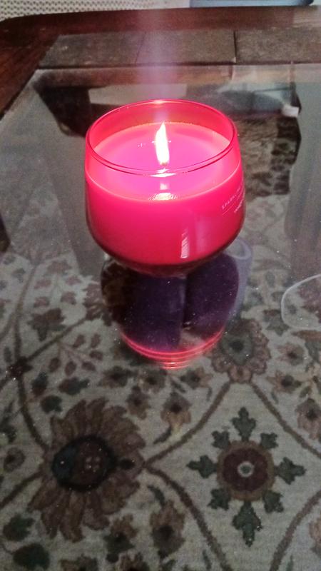 Customer photo for "Love this Candle"