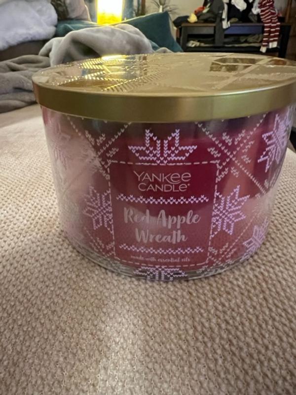Yankee Candle Red Apple Wreath