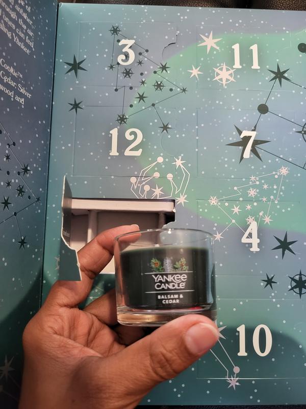 Yankee Candle®️ Festive Constellations Advent Calendar - 12 Mini's Yankee  Candle® Minis Gift Set - Gifts