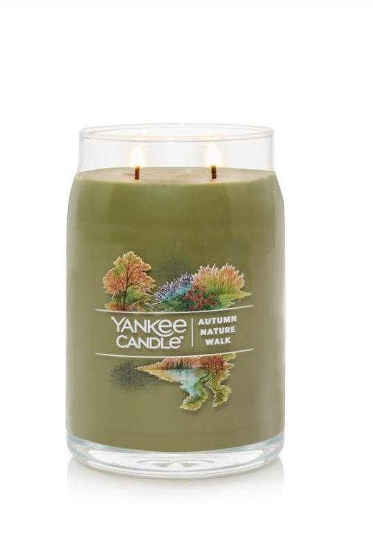 The Yankee Candle Company 2-Wick Autumn Nature Walk Green Jar Candle 1721066 at