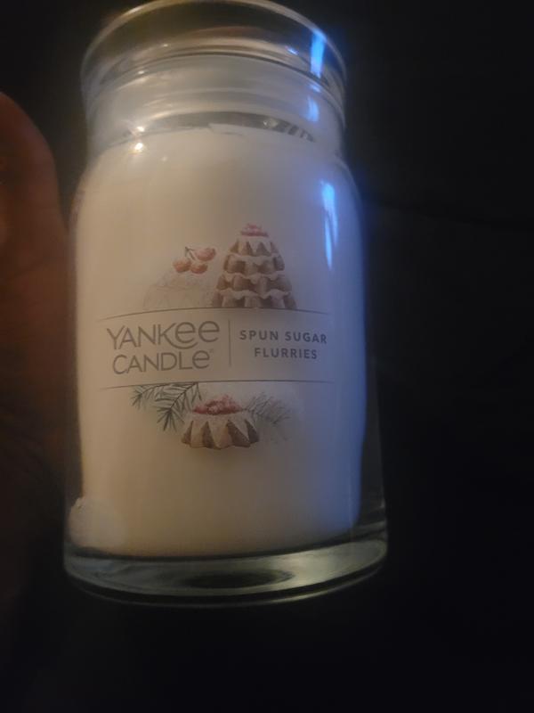 Scented Candle in Jar Yankee Candle Spun Sugar Flurries Jar Candle
