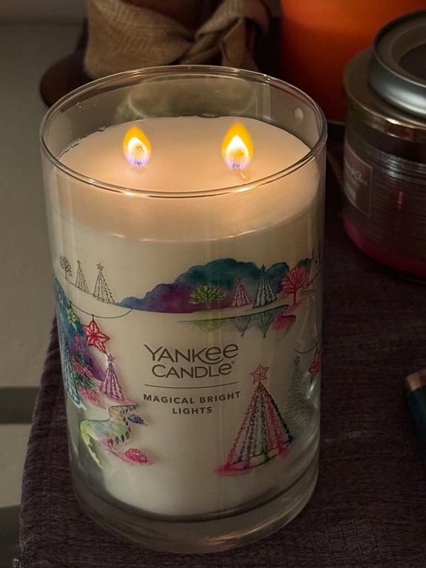 Yankee Candle Candela Profumata Signature media Magical Bright Light