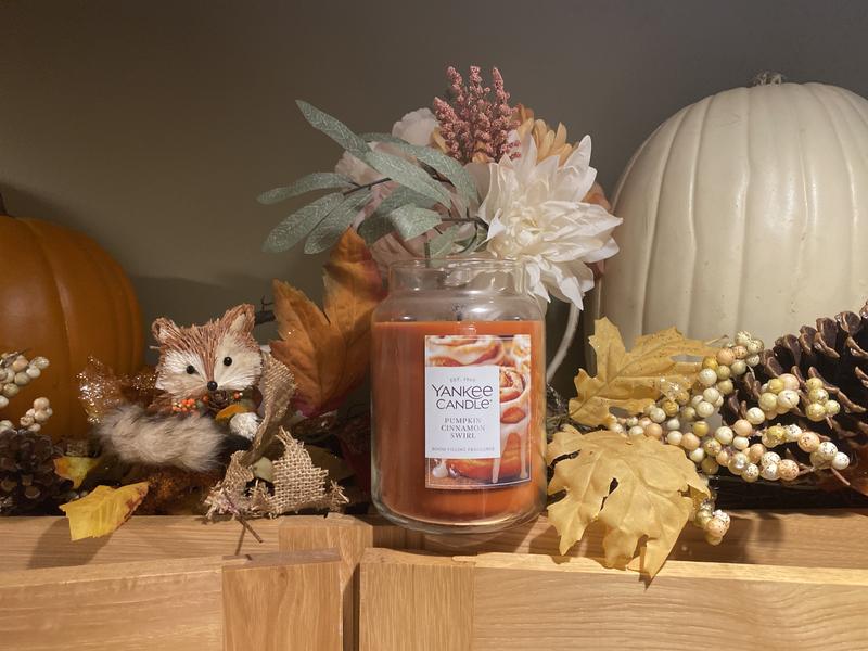 Pumpkin Cinnamon Swirl | Yankee Candle