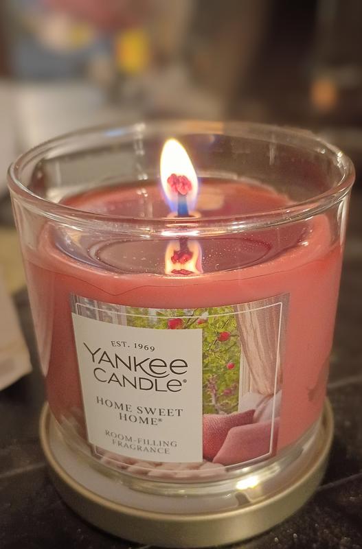Yankee Candle® Home Sweet Home Small Tumbler Scented Candle, 4.3 oz