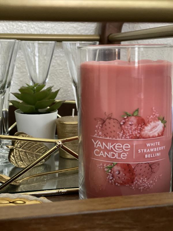 Yankee Candle Medium Pillar White Strawberry Bellini Oz