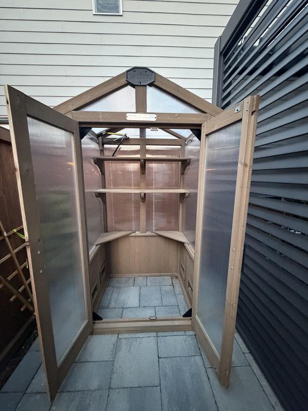 Urban Greenhouse