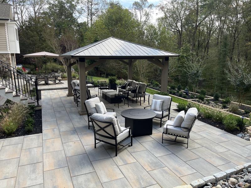 多嘉子 16 x 16 Timber Frame Gazebo