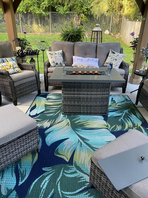 Outdoor living space!