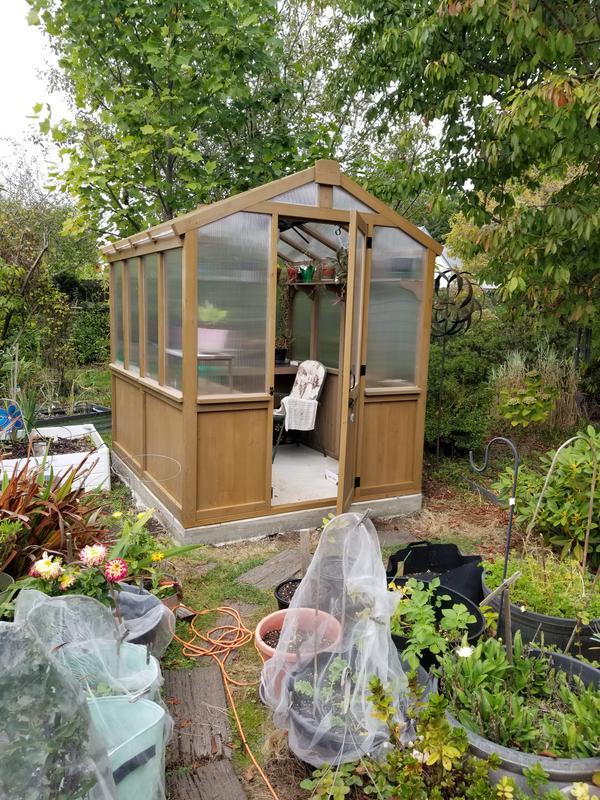 6.7 x 7.8 Greenhouse