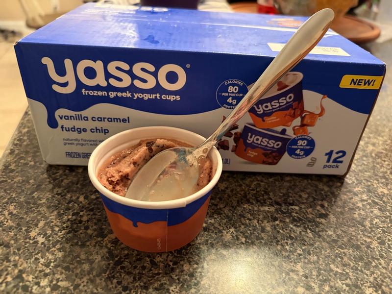 Vanilla Caramel & Fudge Chip Cups | Yasso Frozen Greek Yogurt