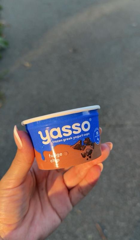 Vanilla Caramel & Fudge Chip Cups | Yasso Frozen Greek Yogurt