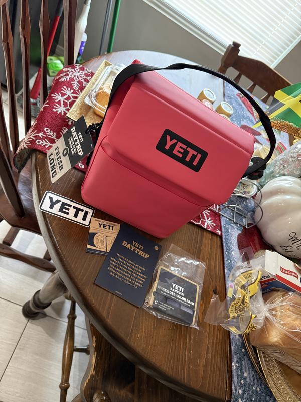 pink yeti lunch bag Amazon.com: Daytrip Packable Bag, Bimini Pink: Home & Kitchen Quick access exterior pockets for stashing small essentials and MagSnap closure for easy pack and go. YETI Daytrip 5L Insulated Lunch