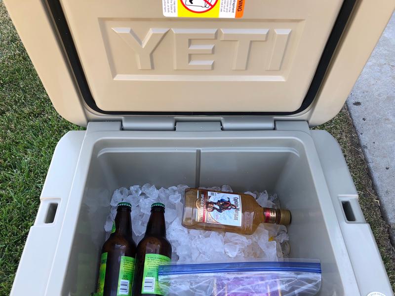 Yeti YT35T Tundra 35 Quart Cooler - Tan - Presleys Outdoors