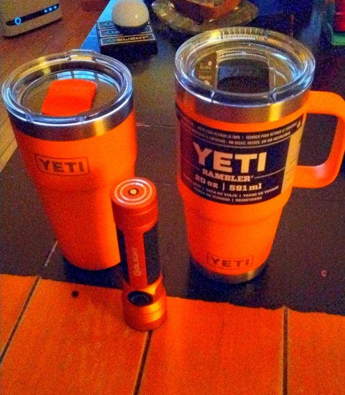 YETI Rambler 20 oz Travel Mug with StrongHold Lid