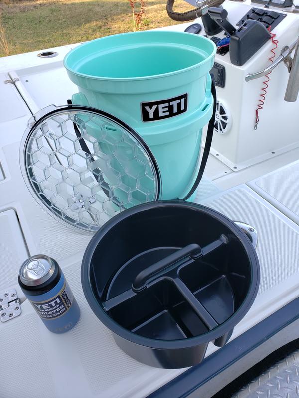 YETI BUCKET BAITWELL