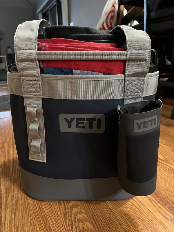 YETI- Camino Carryall 20 Navy