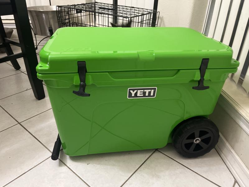 YETI Tundra Haul Portable Wheeled Cooler, Reef Blue