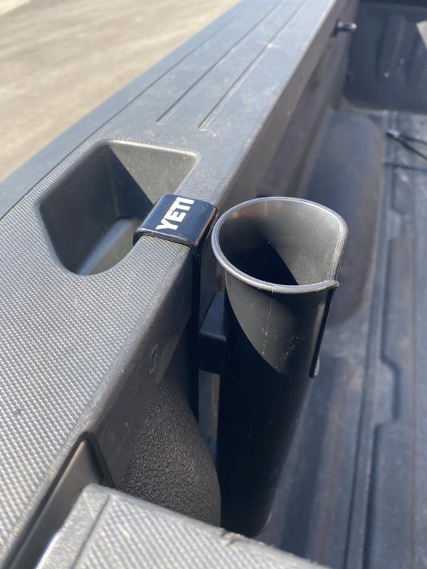 Yeti cooler 2024 rod holder