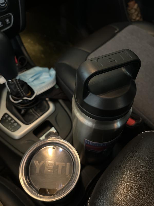 I was wondering if there's a handle for the 26oz rambler cup like in the  second photo? I can't seem to find one that says it's for 26oz :  r/YetiCoolers