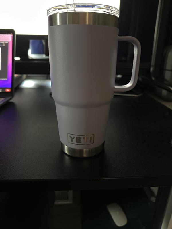 YETI Rambler 25 oz Straw Mug, Rescue Red - 21071501894