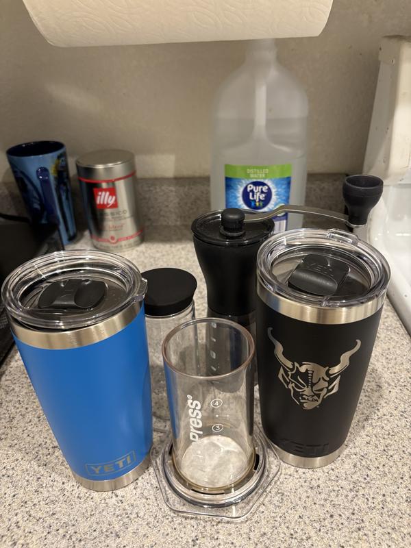 YETI USAロゴ入り ネイビー タンブラー 20OZ オハイオ - e-life-sp.co.jp