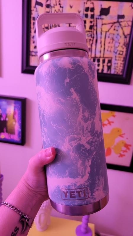 値下げ済YETI Rambler 36 oz Bottle ラベンダー新品未使用 Yeti Rambler 36 oz Cosmic Lilac Limited Edition Chug Cap Water