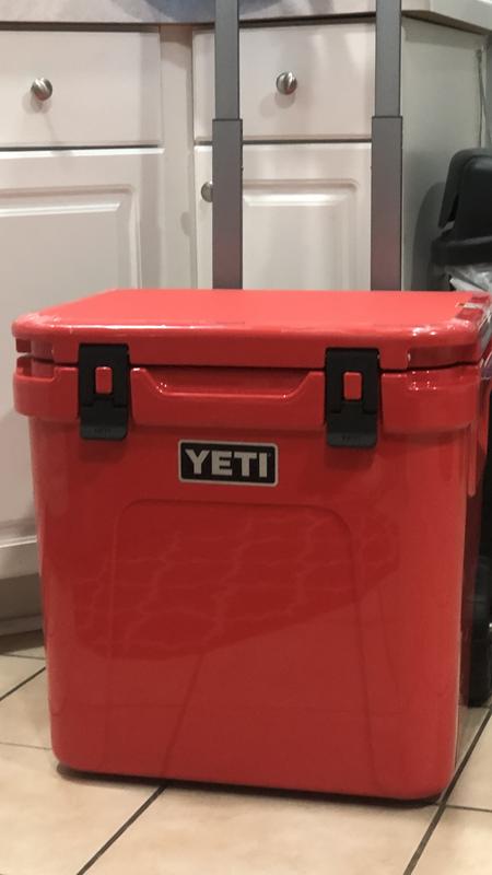 YETI / Roadie 20 - Coral