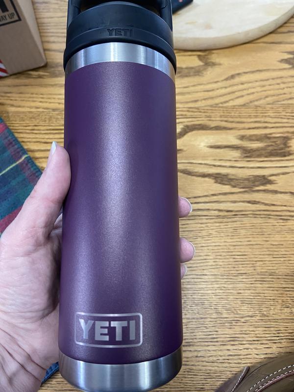 YETI Rambler 26 Oz Bottle - Peak Purple