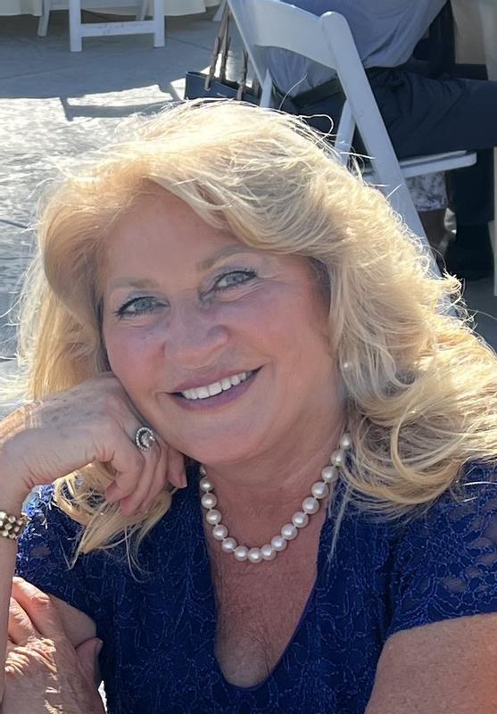 I only wear the original Opium Parfum