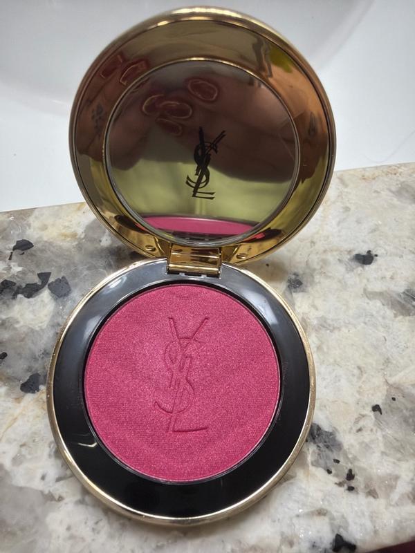 Customer carousel item 1.