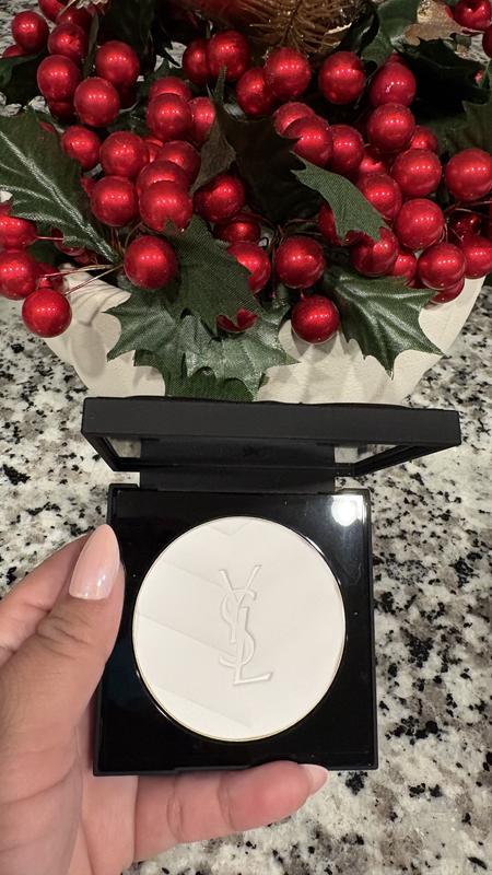 Customer carousel item 3.