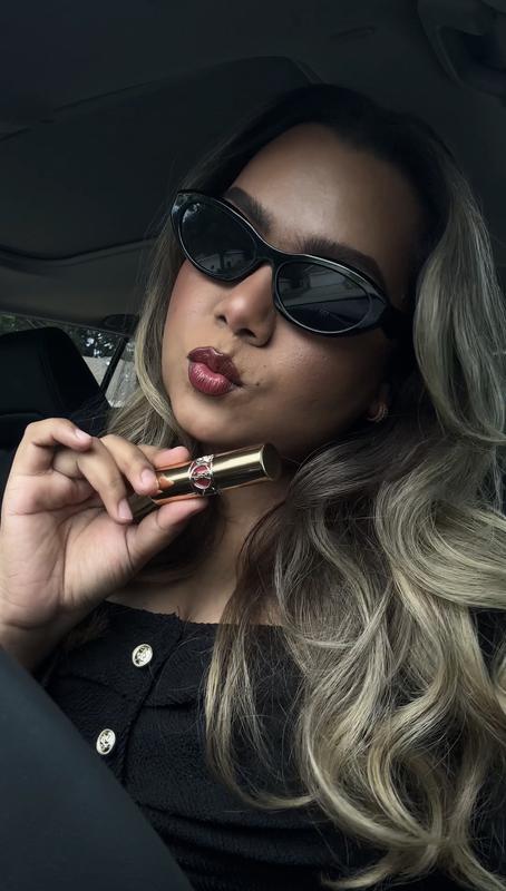 Customer photo for "Luxury Shine With the Prettiest Finish"